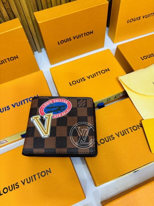 Lv Louis Vuitton Premium Quality Wallet