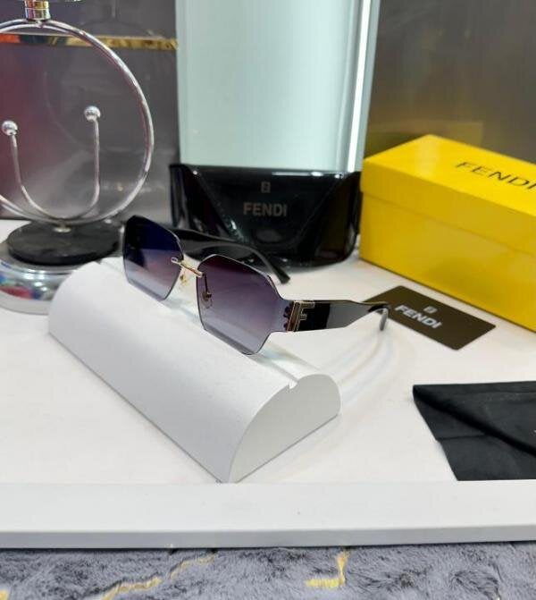 Fendi Black With Gold Designer Shade 9065