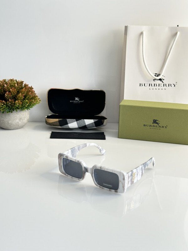 Burberry Wmns 11089 Marble Black