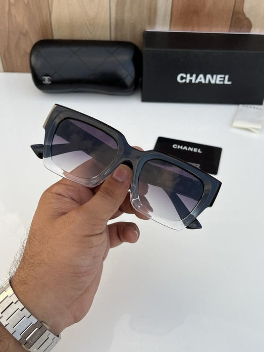 Chanel 1326 Black White