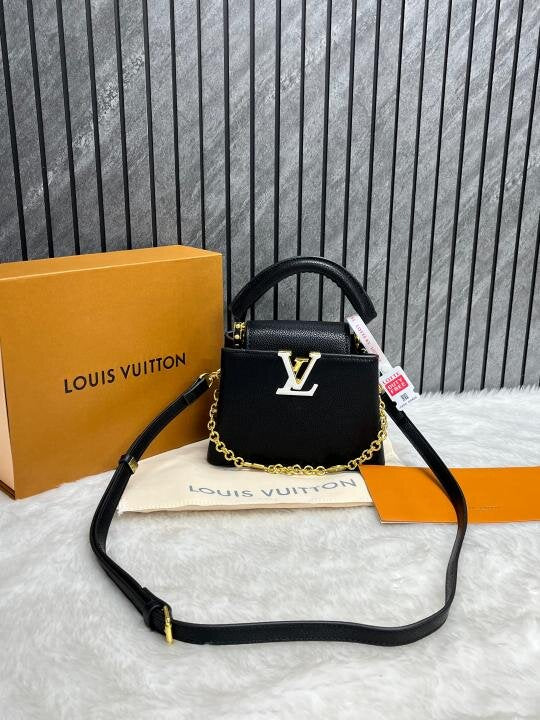 Louis Vuitton Capucines Small Shoulder Bag With Doublebox Originalpacking