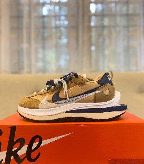 Nike Vaporwaffle X Sacai Tan Navy