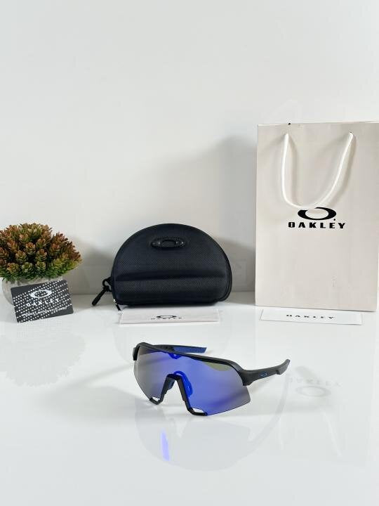 Oakley S3 Black Blue Revo