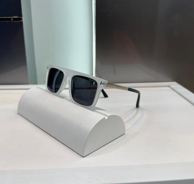 Tomford Dual Black Luxury Shades 2031